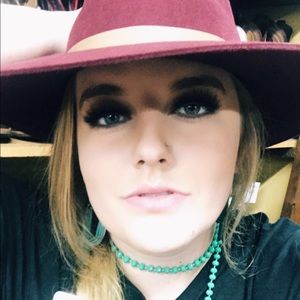 Meet your Posher, Katherine